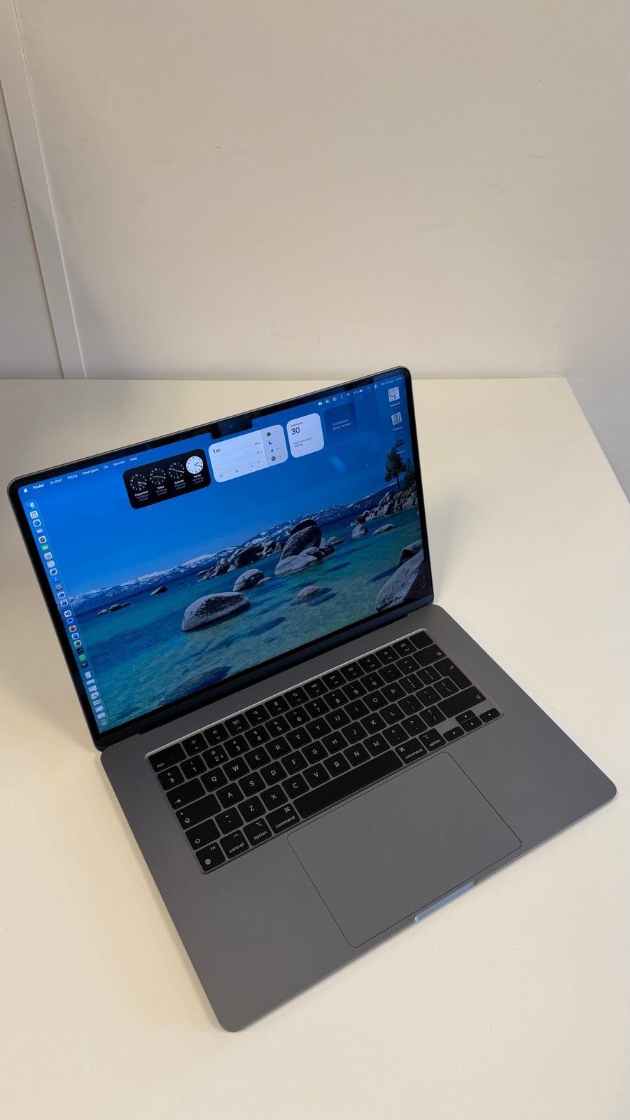 Foto 3 van MacBook Air M2 (2023) 15inch 16gb/256gb