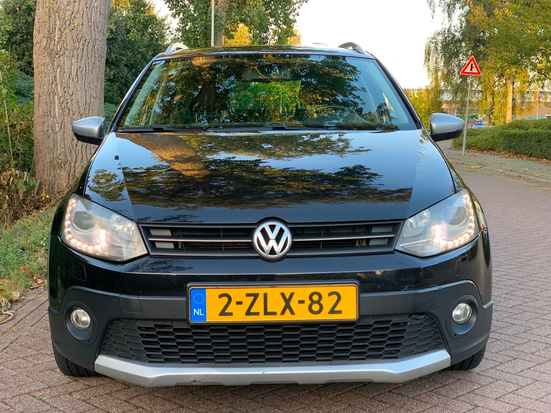 Volkswagen Polo CROSS 1.6 TDI Highline FULL OPTION !, Auto's, Voorwielaandrijving, Euro 5, Gebruikt, 610 kg