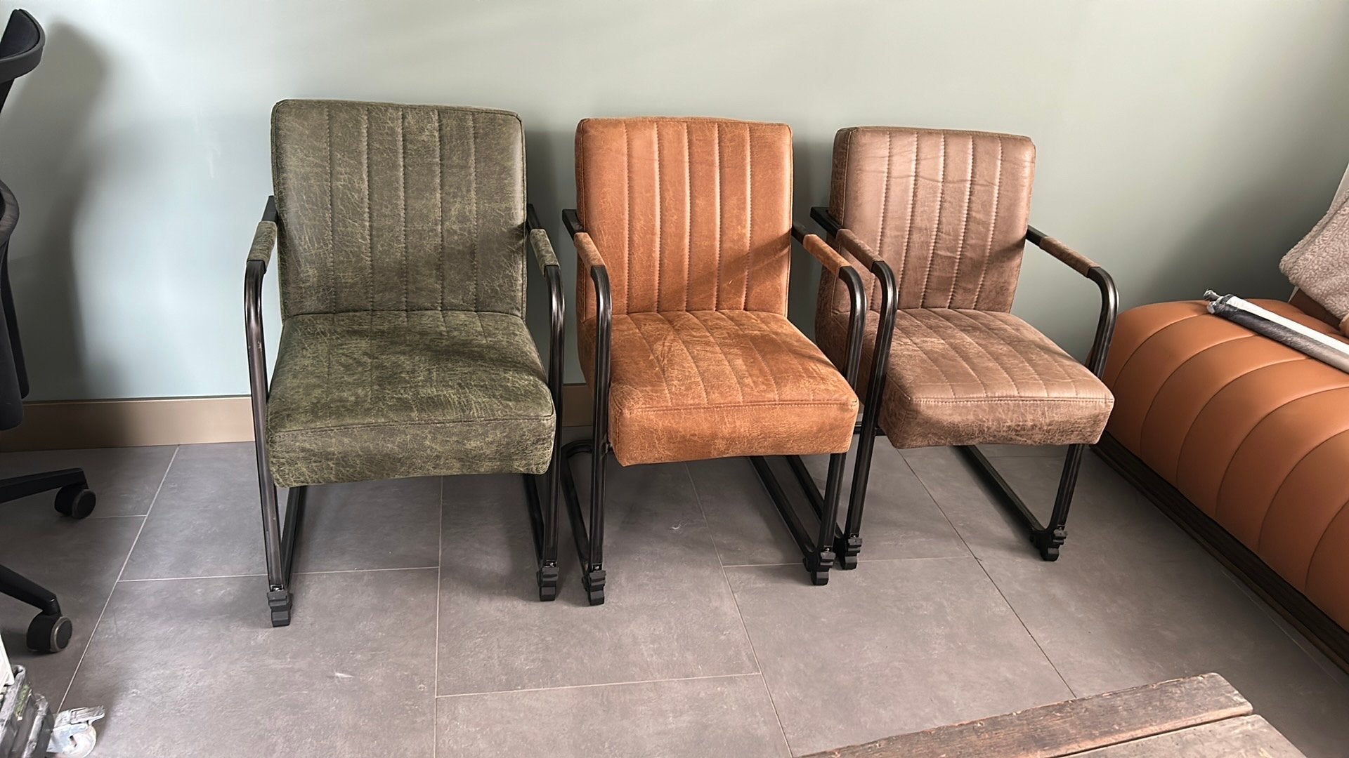 Drie nette eetkamerstoelen, Huis en Inrichting, Ophalen, Overige kleuren, Overige materialen, Drie