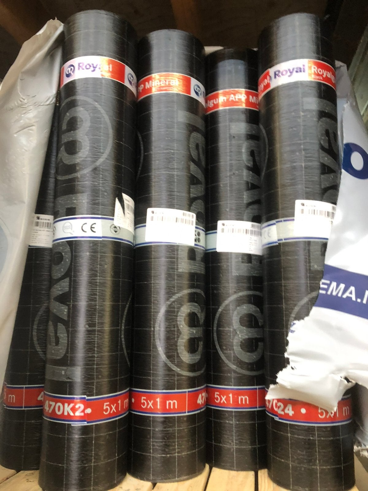 Nieuwe dakrollen glad en mineraal, Overige materialen, Zwart, Nieuw, Ophalen of Verzenden