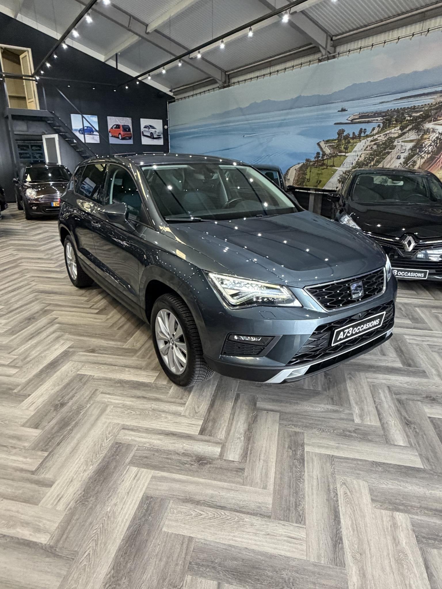 SEAT Ateca 1.0 EcoTSI Style Business Intense KYLESS,LED,NAVI, Voorwielaandrijving, Stof, Gebruikt, Euro 6