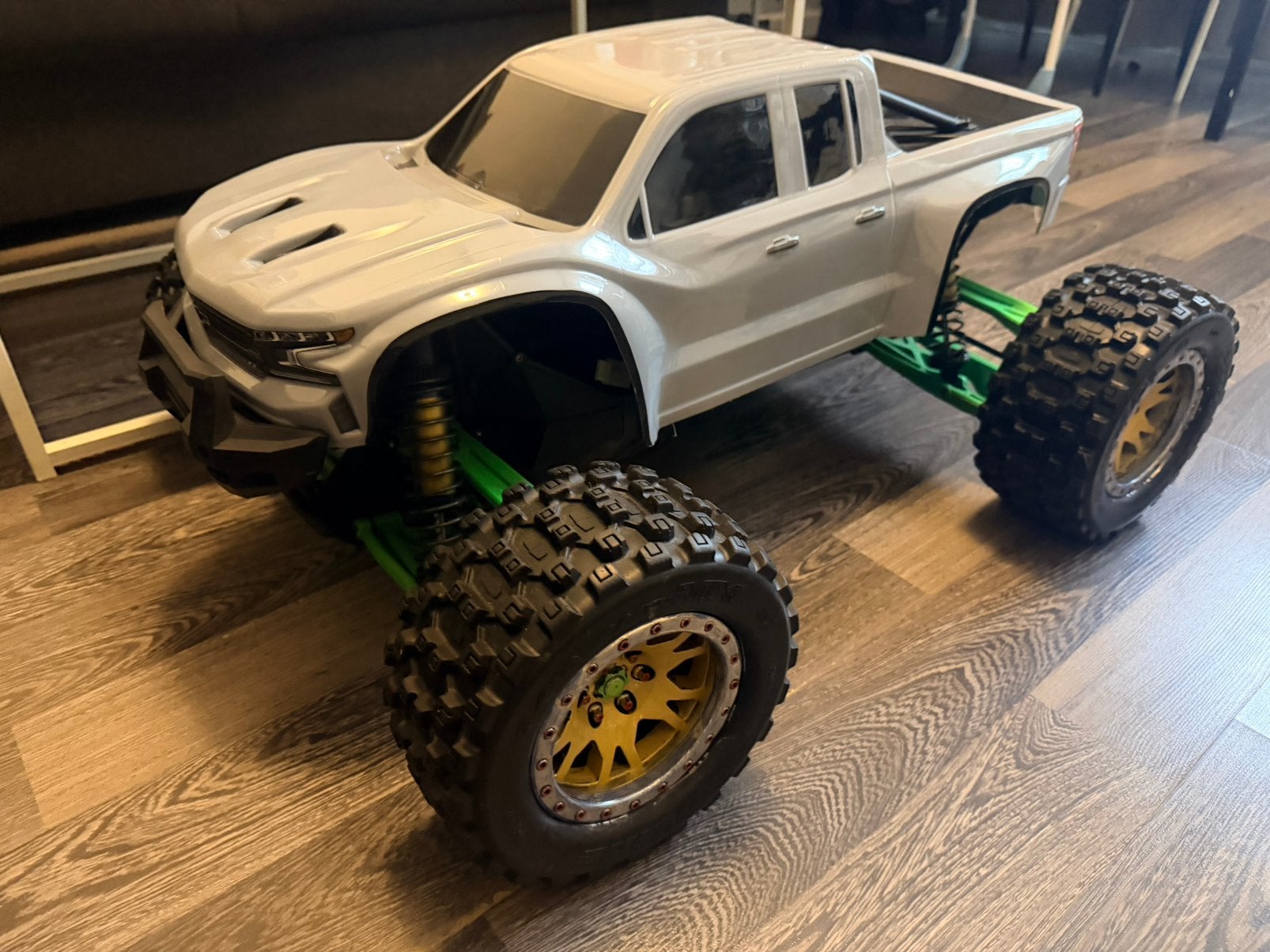 Xmaxx ultimate widekit, Ophalen of Verzenden, Zo goed als nieuw, Overige schalen, Onderdeel