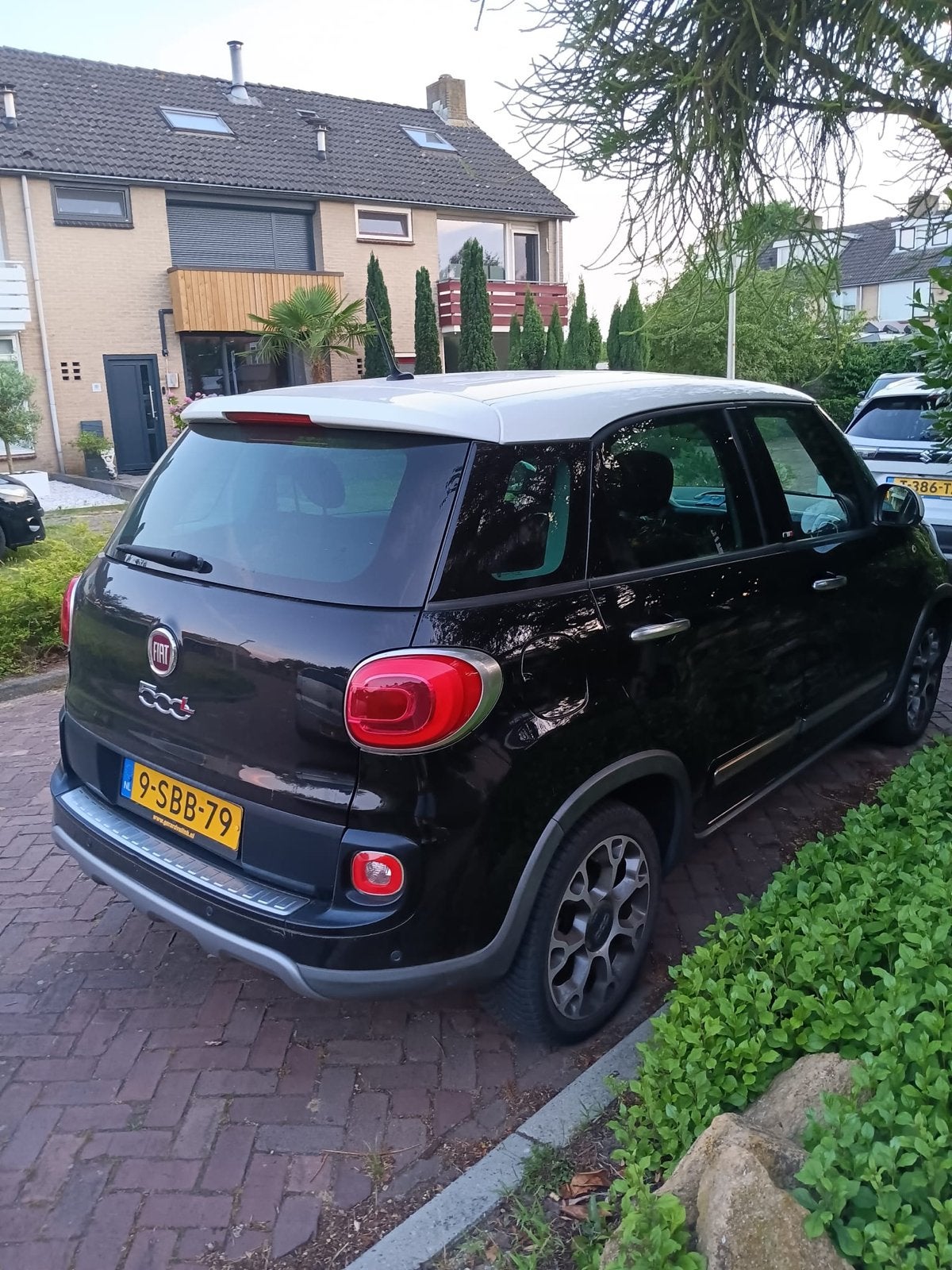 Fiat 500L 0.9 Twinair Trekking 2013 Zwart, Auto's, Fiat, Voorwielaandrijving, Stof, Zwart, Handgeschakeld