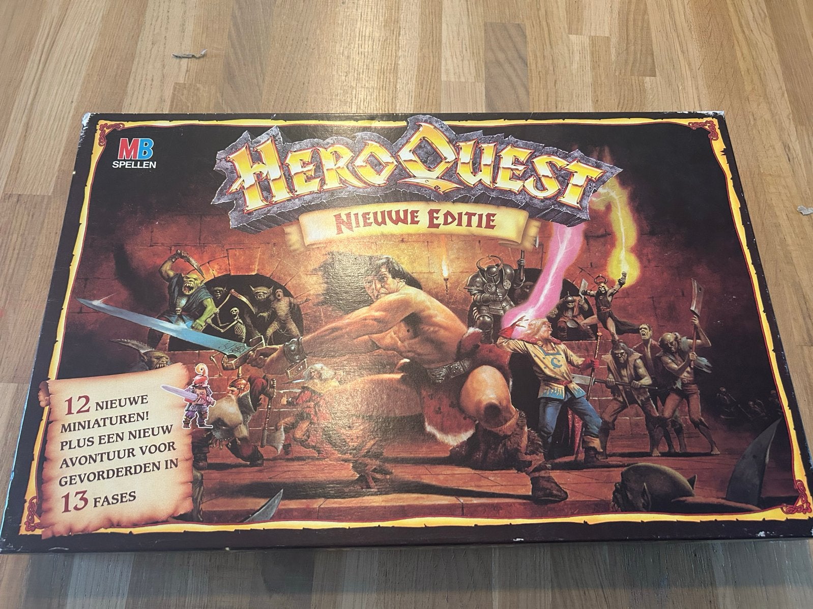 HeroQuest Nieuwe Editie Bordspel - Compleet, Drie of vier spelers, Ophalen of Verzenden, Zo goed als nieuw