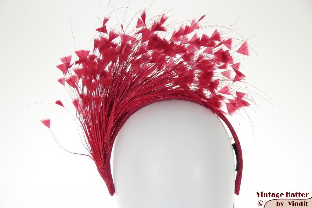 Fascinator Whiteley rood sisal met veren op diadeem nieuw, Whiteley, Hoed, Nieuw, One size fits all