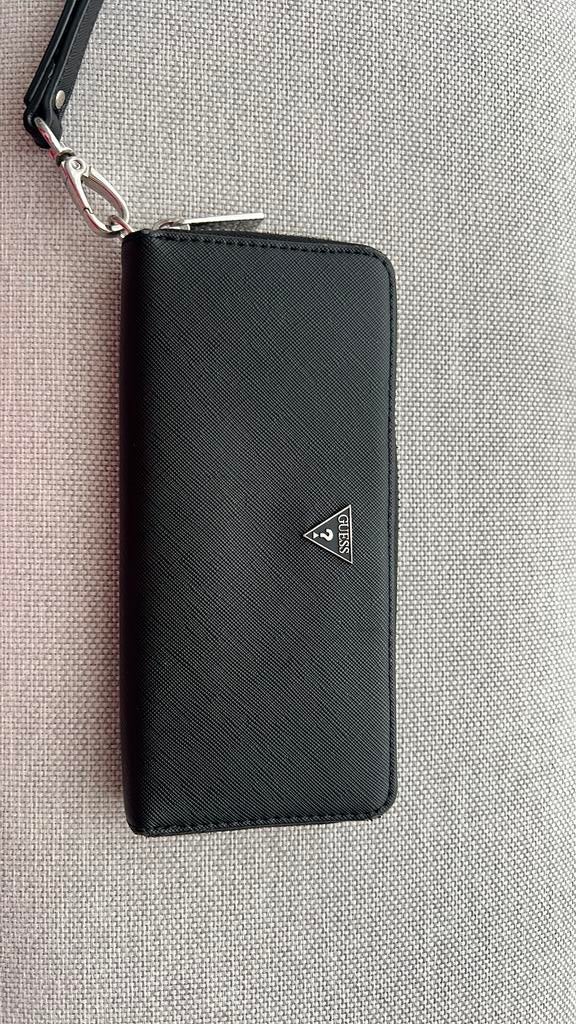 Guess portemonnee – zo goed als nieuw, Ophalen, Zo goed als nieuw, Zwart, Guess