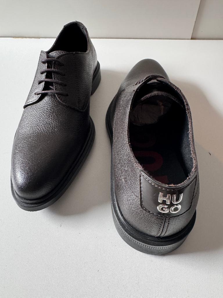 NIEUW HUGO BOSS SCHOENEN, Bruin, Nieuw, Ophalen of Verzenden, Hugo Boss