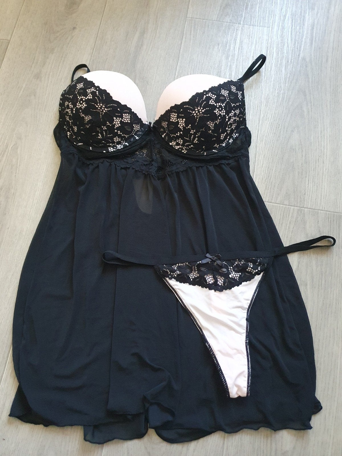 Sexy push-up babydoll setje - Maat 80D, Verzenden, Zwart, Setje