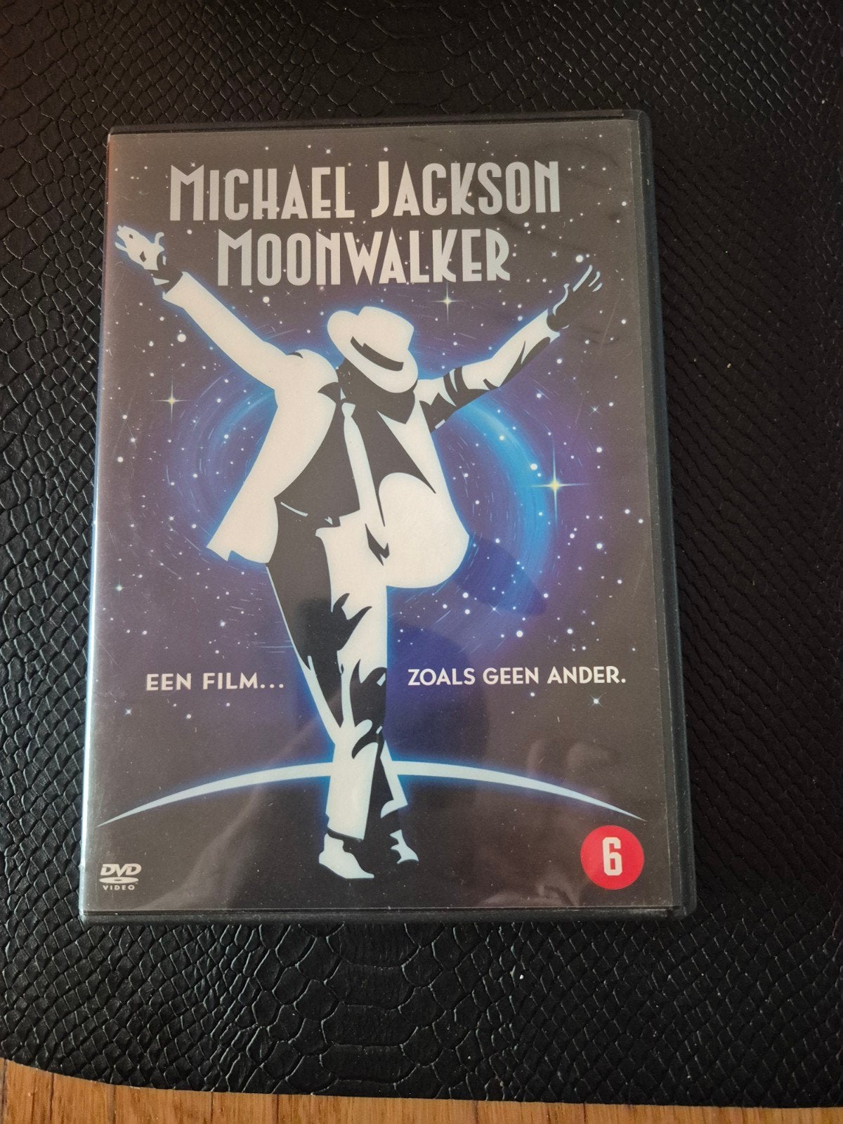Michael Jackson moonwalker, Vanaf 6 jaar, Ophalen of Verzenden, Zo goed als nieuw