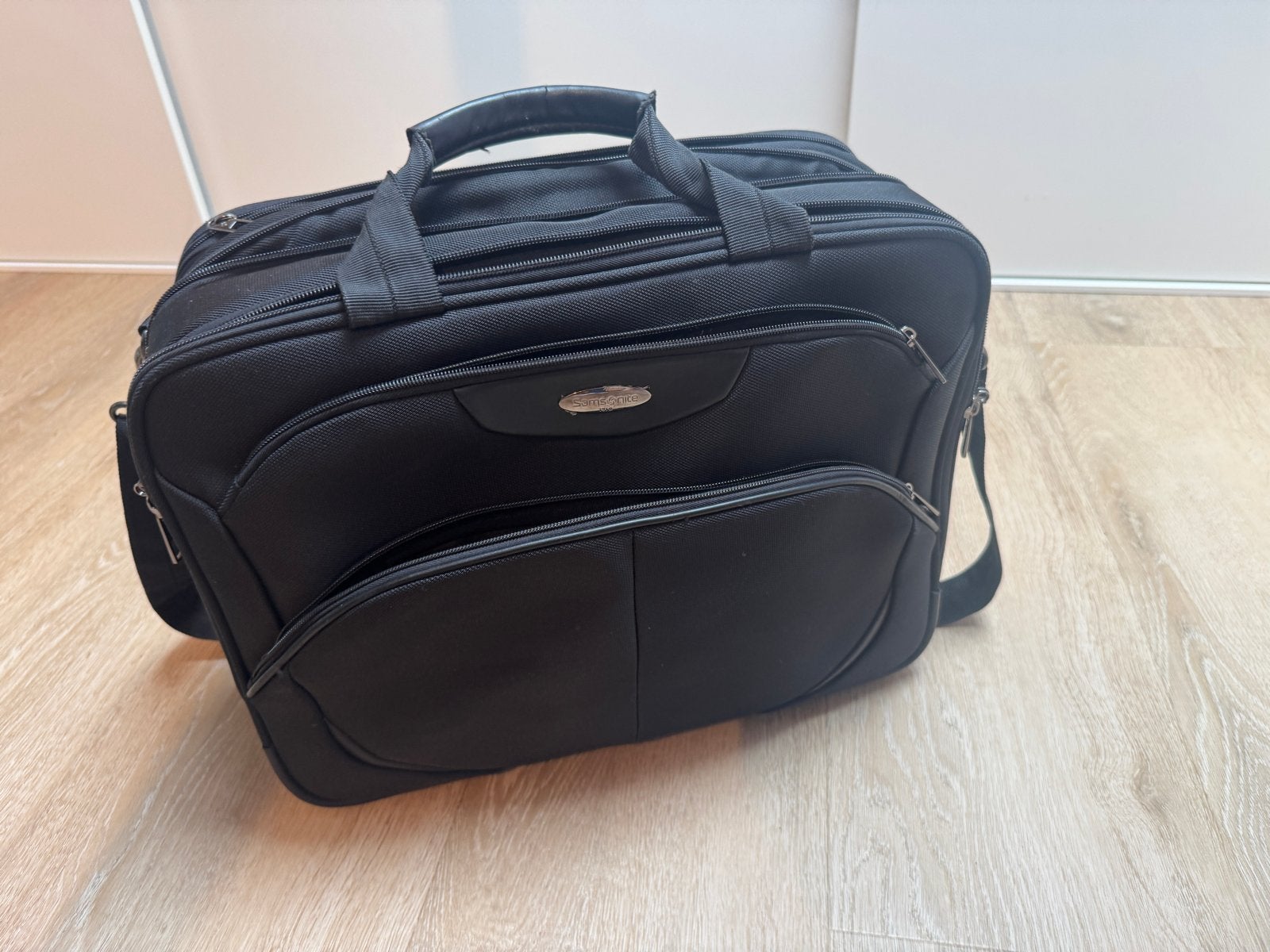 Samsonite Ruime Laptoptas - Ideaal voor Werk en Reizen, Ophalen of Verzenden, Gebruikt, Overige typen