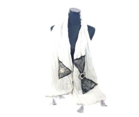 LUXE SJAAL WIT MOOIE DETAILS 160x40 cm 25 stuks, Kleding | Dames, Mutsen, Sjaals en Handschoenen, Maat 38/40 (M), -, -, Nieuw