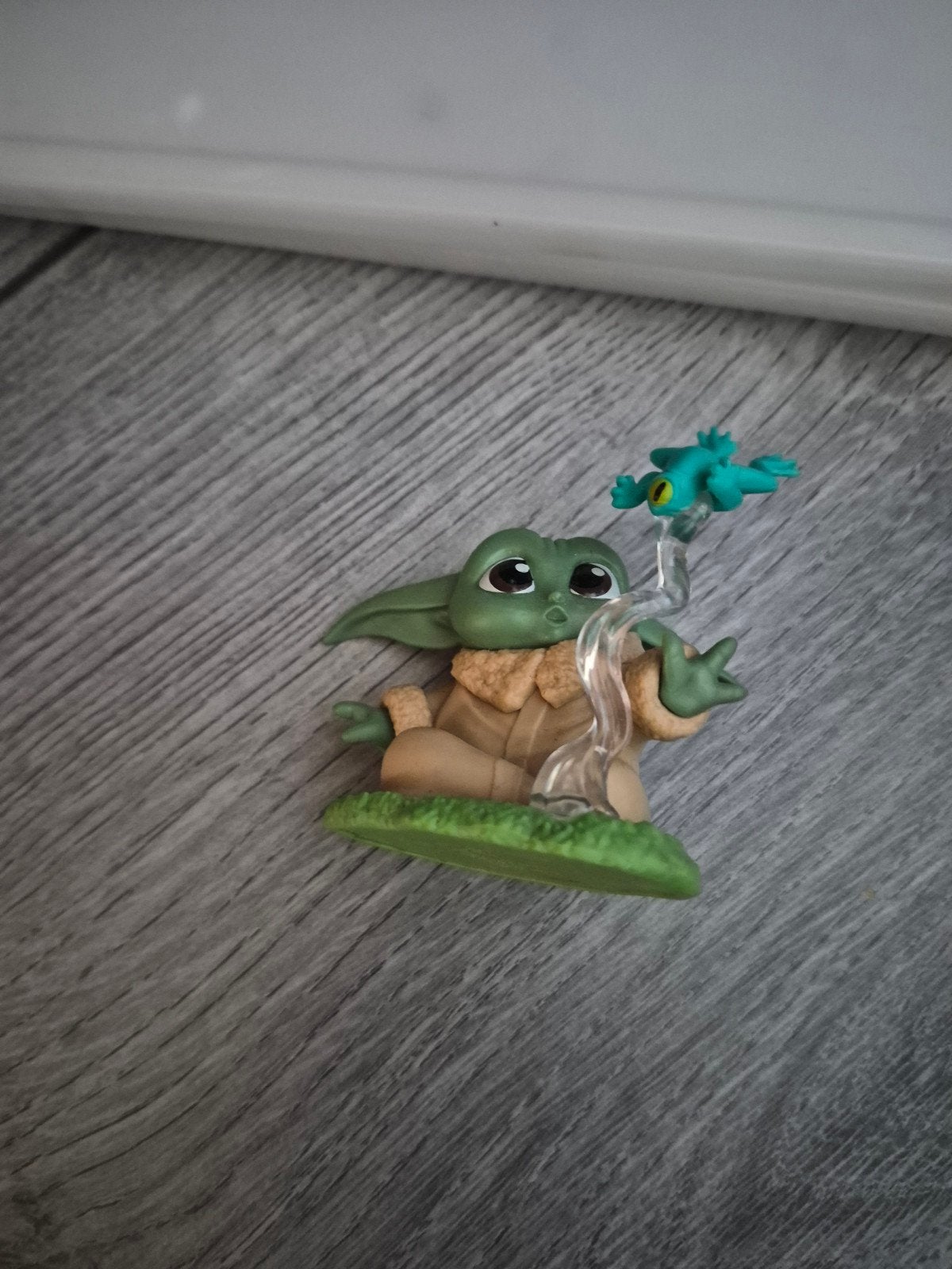 Grogu beeldje met kikker - Star Wars The Mandalor, Ophalen of Verzenden