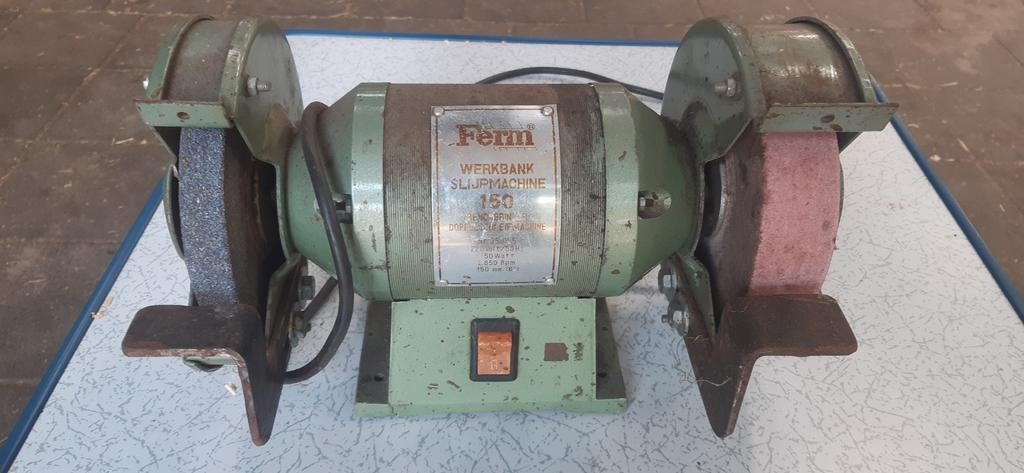Ferm Werkbankslijpmachine 150 mm - 350 Watt, Ophalen of Verzenden, Gebruikt, Minder dan 700 watt, Werkbankslijpmachine
