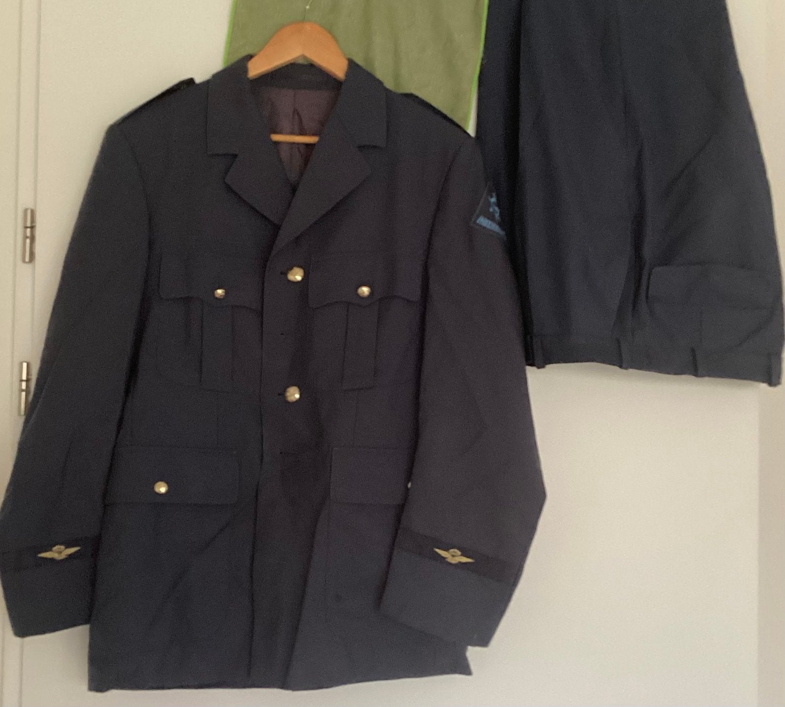 Luchtmacht,compleet ensemble,z.g.a.n…mooi!!!, Verzamelen, Militaria | Algemeen, Ophalen of Verzenden, Luchtmacht, Nederland