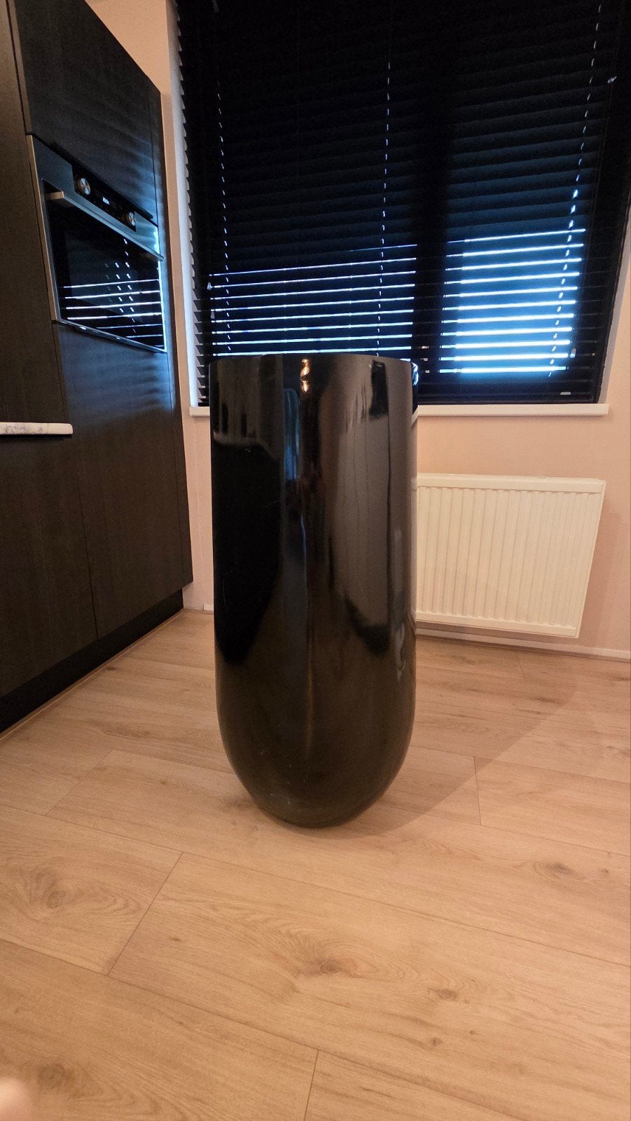 Zwarte bloempot, 1 meter hoog, Huis en Inrichting, Woonaccessoires | Vazen, Ophalen, Gebruikt, Kunststof, 100 cm