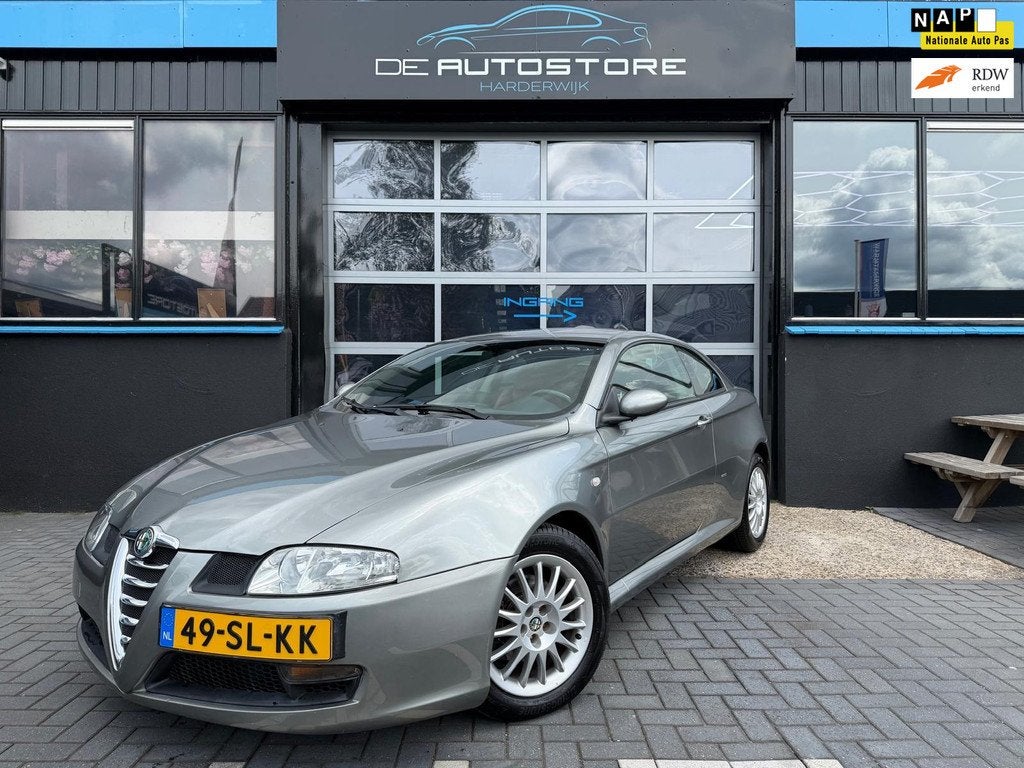 Alfa Romeo GT 2.0 JTS 143026km! Distinctive Airco Leder Crui, Voorwielaandrijving, Gebruikt, 1295 kg, 400 kg