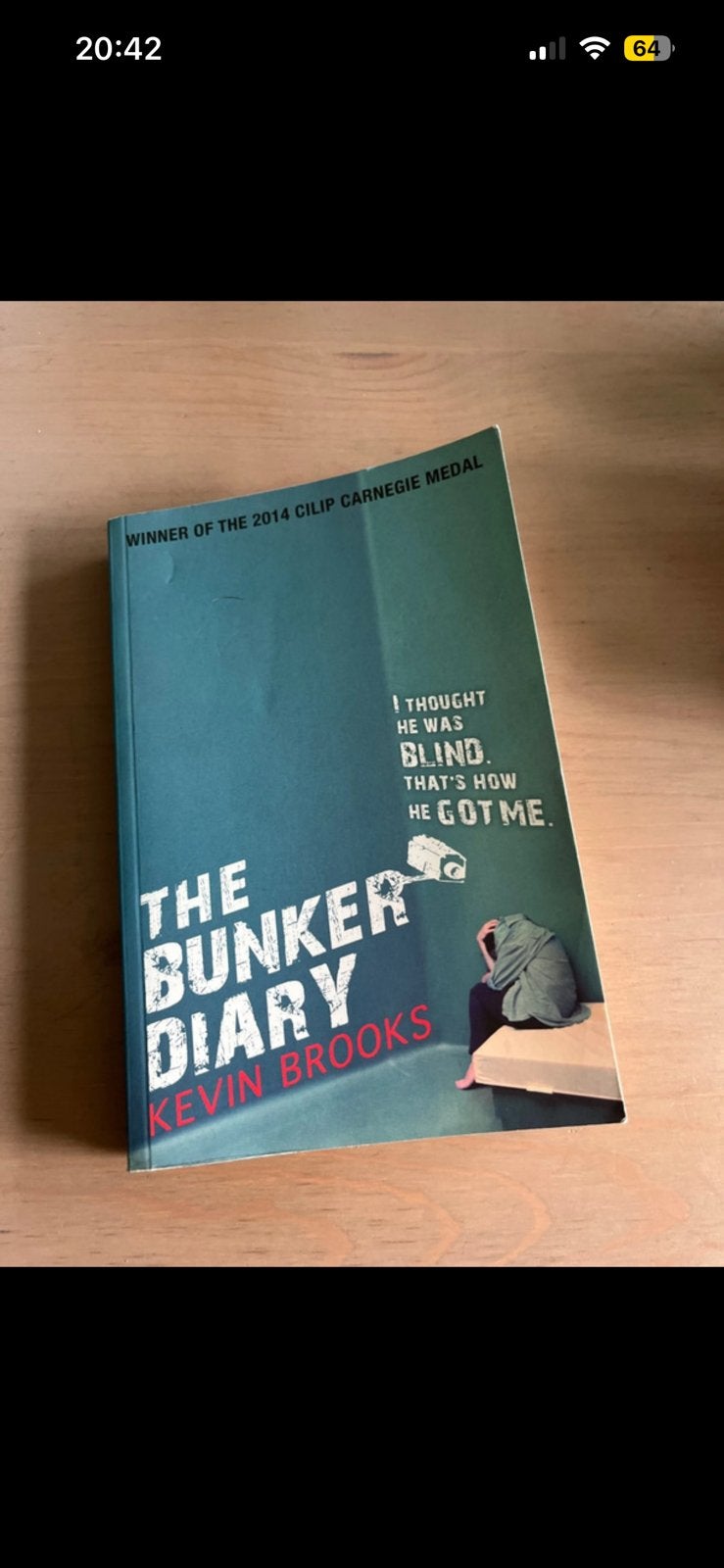Boek The bunker diary - Kevin Brooks, Boeken, Ophalen of Verzenden, Gelezen, Amerika