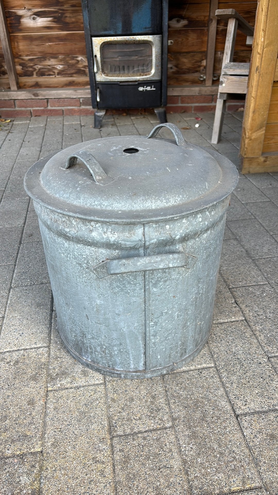 Wekketel vintage, Ophalen