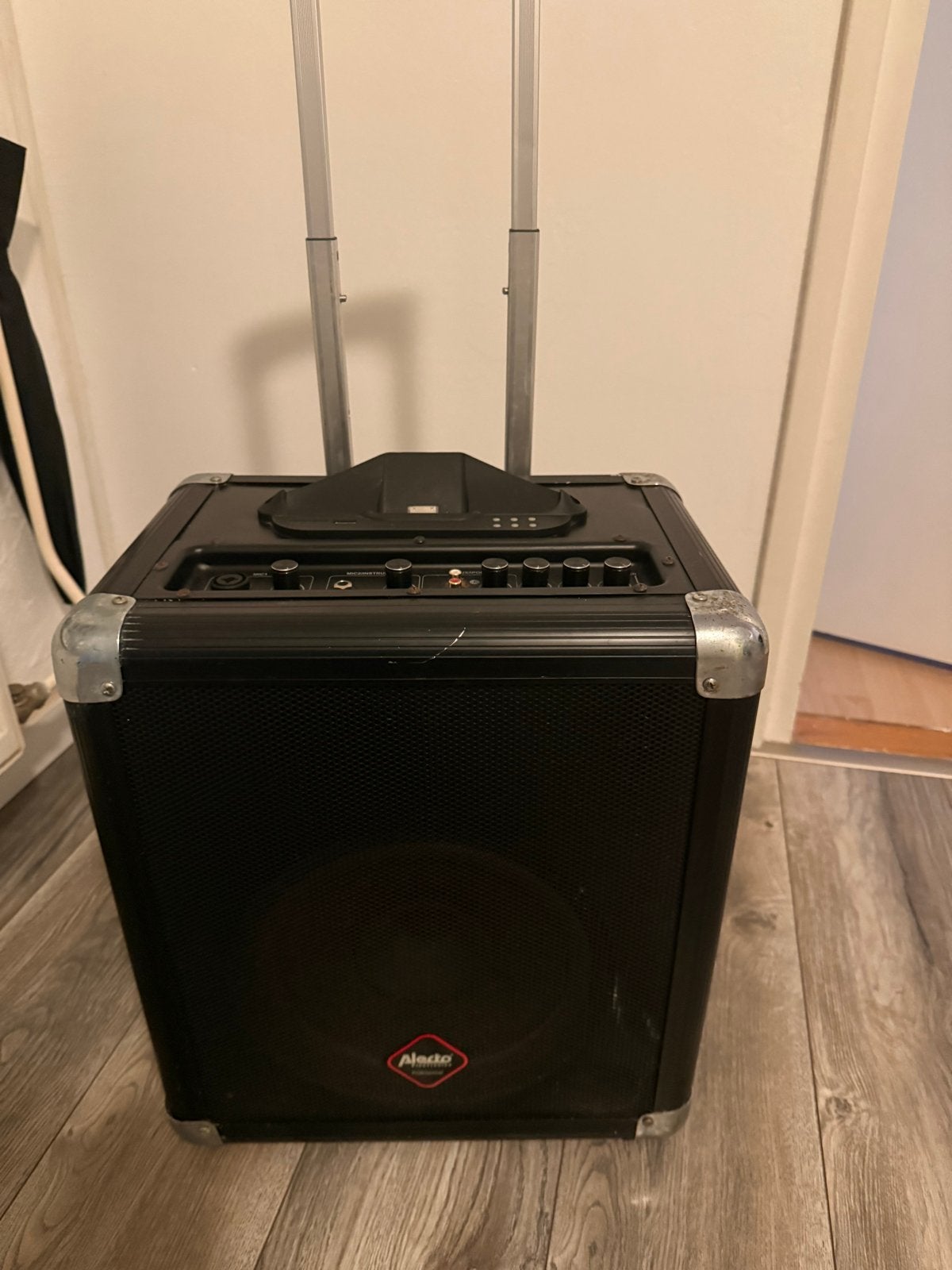 Alecto MPA-85BT mobiele versterker en party-speaker, Audio, Tv en Foto, Overige merken, Gebruikt, Party speaker, Ophalen of Verzenden