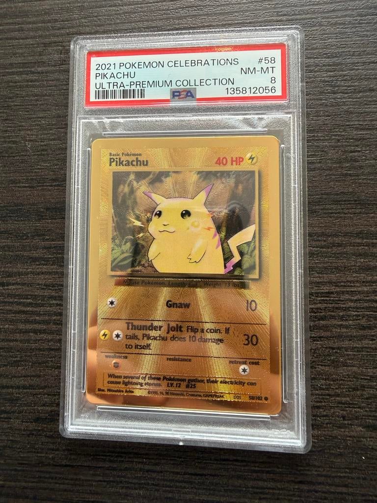 PSA 8 Pikachu Gold Metal Card 2021 Celebrations, Ophalen of Verzenden, Nieuw, Losse kaart