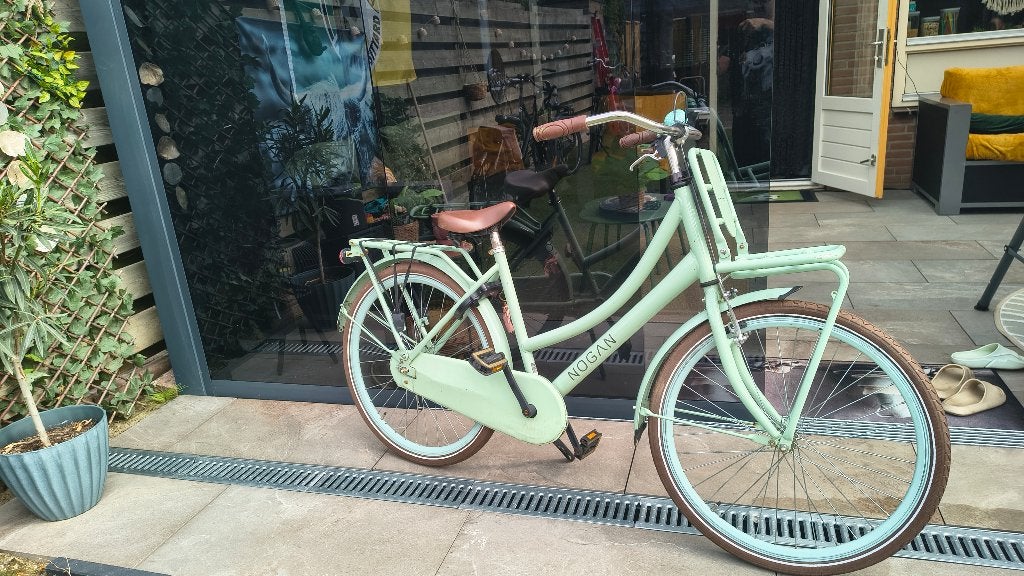 Meisjes fiets, 26 inch of meer, Terugtraprem, Gebruikt, Ophalen of Verzenden