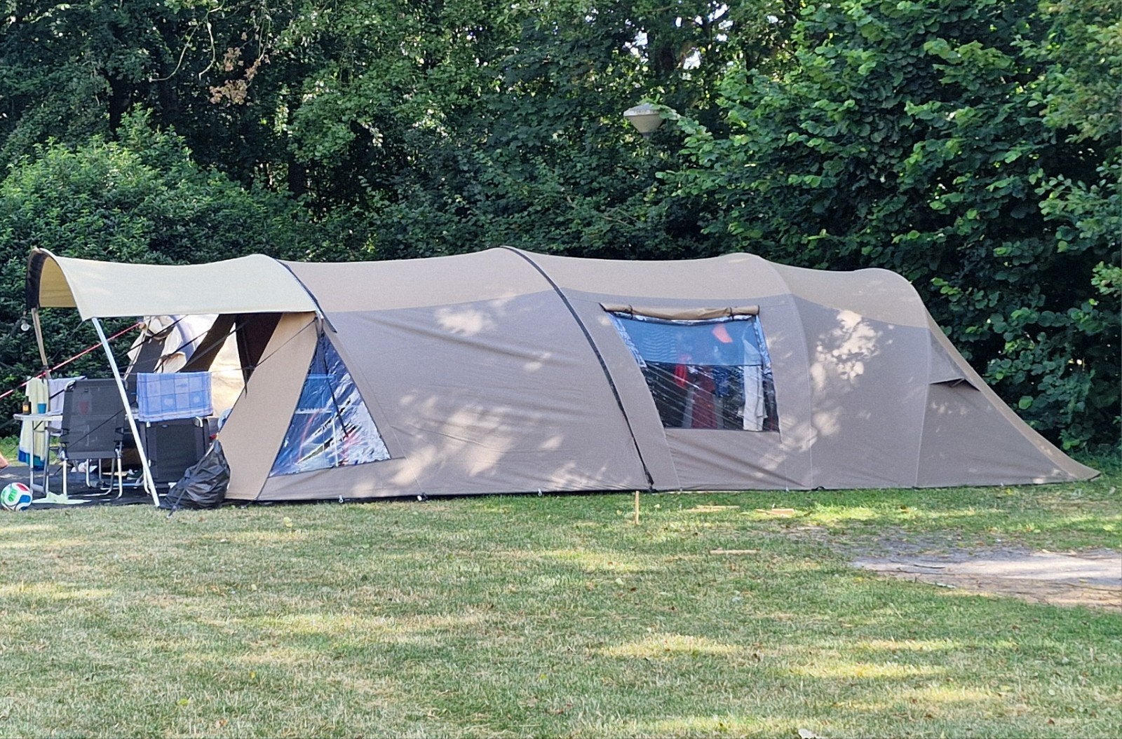 Falco Havik 4000 tunneltent met dakluifel en voorwand, Caravans en Kamperen, Tenten, Ophalen, Gebruikt