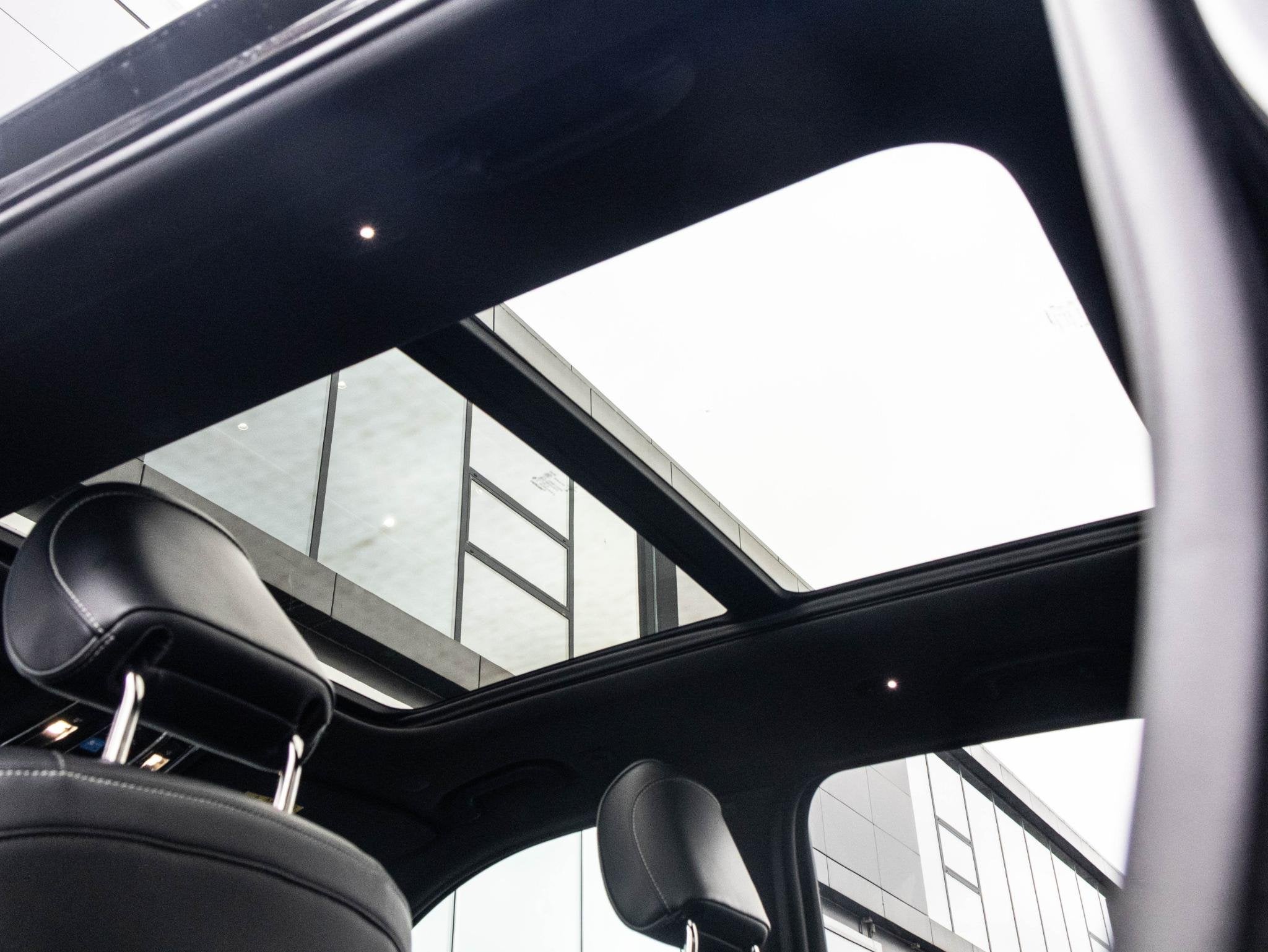 Jeep Grand Cherokee 2.0 Executive 4xe | Luchtvering | Pano-d, Auto's, Jeep, Automaat, Lichtsensor, 4 cilinders, Zwart