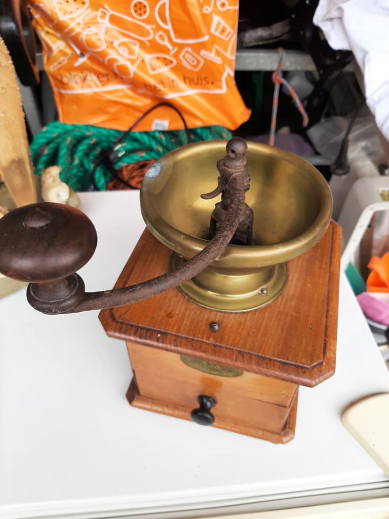 Antieke Peugeot Frères koffiemolen - Hout en Messing, Ophalen of Verzenden