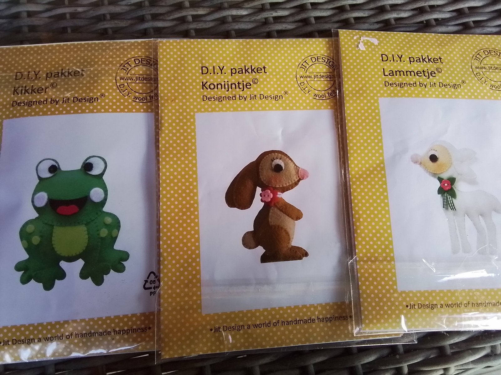 3 leuke DIY pakketjes van vilt om te maken, per stuk 3,50, Hobby en Vrije tijd, Ophalen of Verzenden, Nieuw, Handborduren, Overige typen