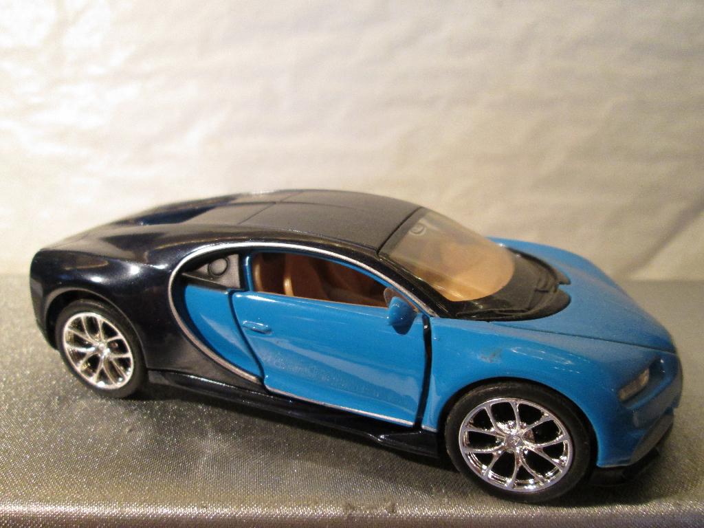 bugatti chiron, Ophalen of Verzenden, Zo goed als nieuw, Auto, Overige merken
