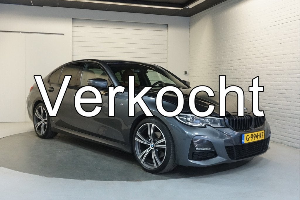 BMW 3-serie 320i M-Pakket | Carplay | 19 inch | Dealeronderh, Automaat, 1998 cc, Achterwielaandrijving, Gebruikt