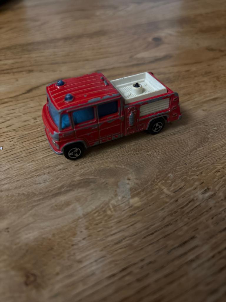Majorette Brandweerwagen Pompiers Aeroport Made in France, Ophalen of Verzenden, Gebruikt