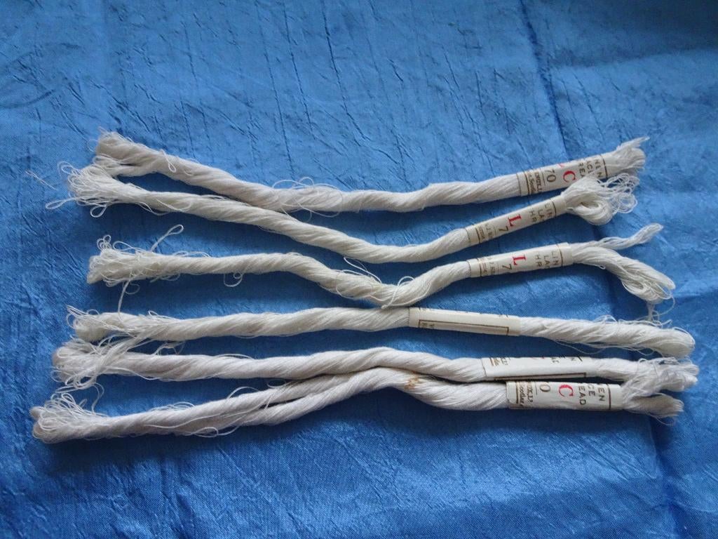 6 strengen LC. garen nummer 70 Het mooiste garen die er is, Hobby en Vrije tijd, Kantklossen, Ophalen of Verzenden, Nieuw, Garen