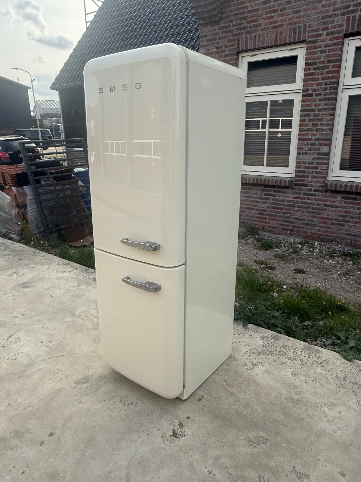 Smeg Koelkast met Vriezer - Crème Retro Design, Witgoed en Apparatuur, De laan 8, Bella, 200 liter of meer, 60 cm of meer
