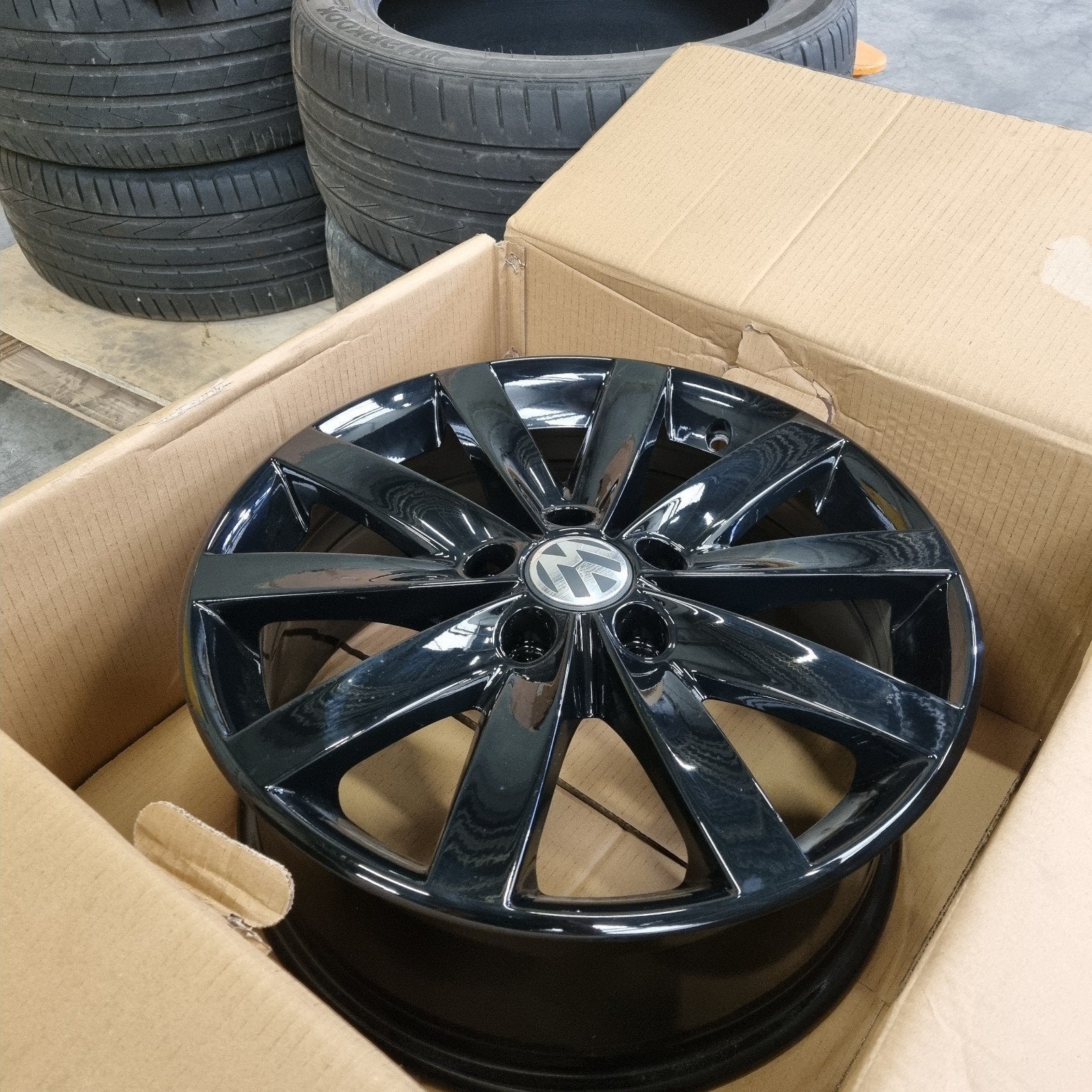 Golf 6 Velgen 17inch (Nieuw gepoedercoat) + Banden., Ophalen, Gebruikt