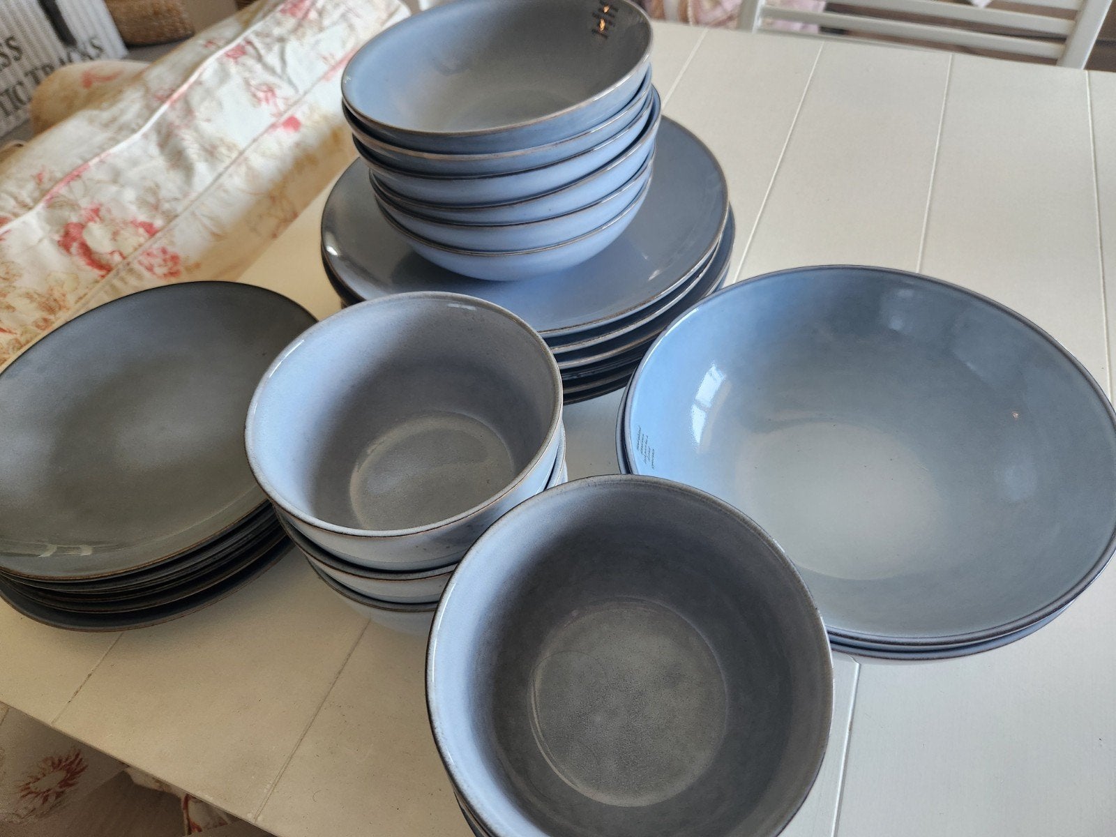 Mooi nieuw servies blauw 26-delig, Ophalen, Porselein, Overige stijlen, Bord(en)