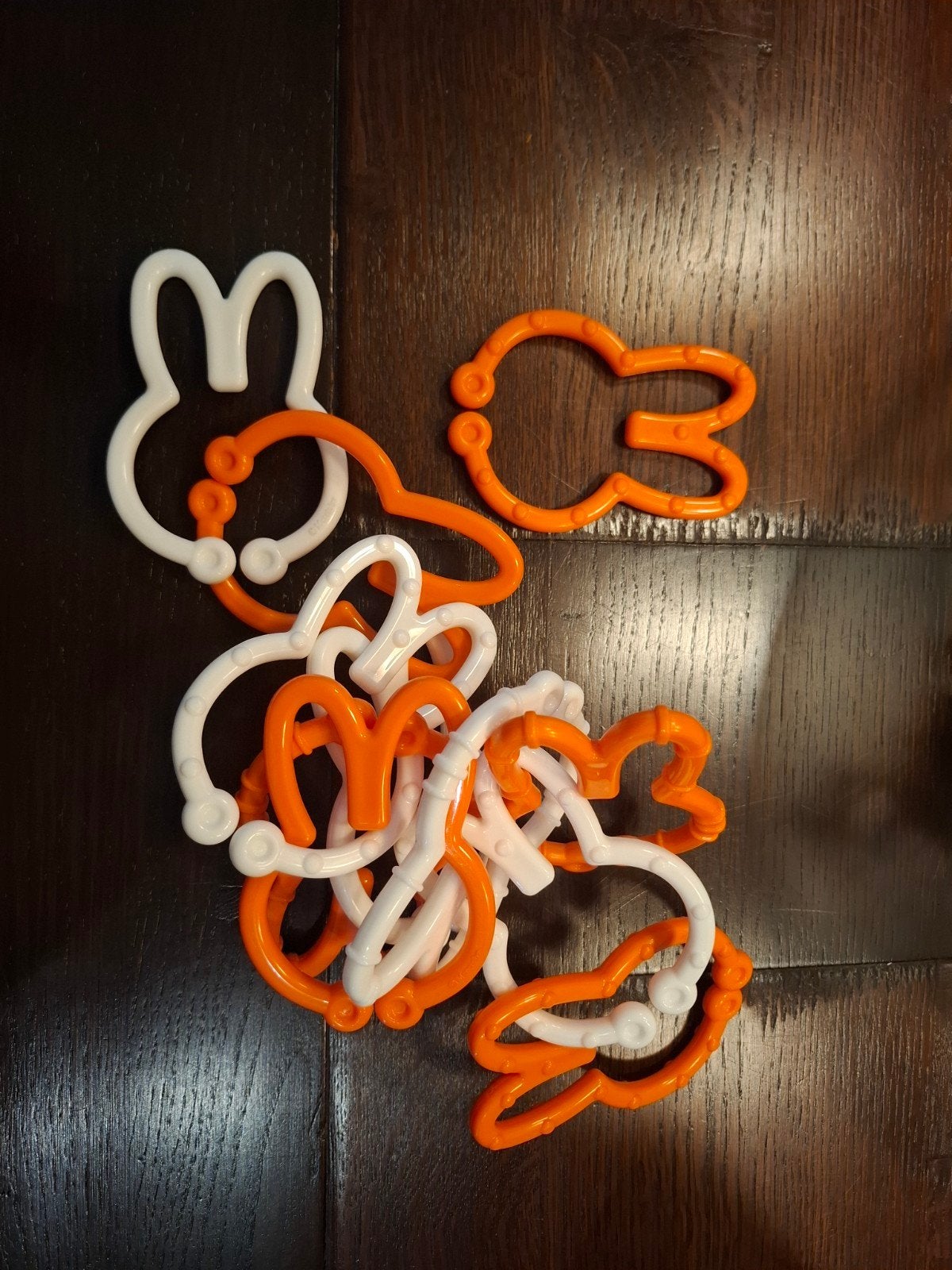 Konijnen Rammelaars/Speelgoedringen (Wit & Oranje), Ophalen of Verzenden, Gebruikt, Rammelaar