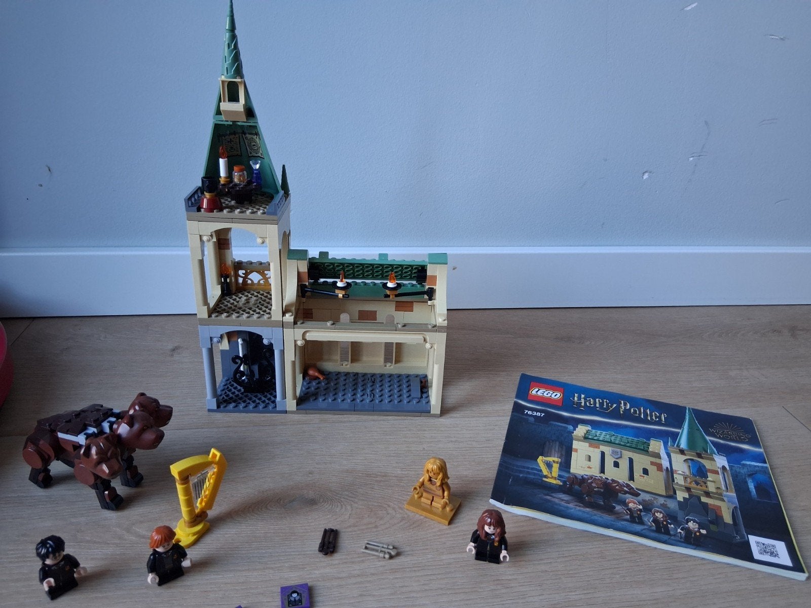LEGO Harry Potter Zweinstein: Pluizige Ontmoeting (76387), Lego, Harry Potter, Ophalen of Verzenden, Complete set