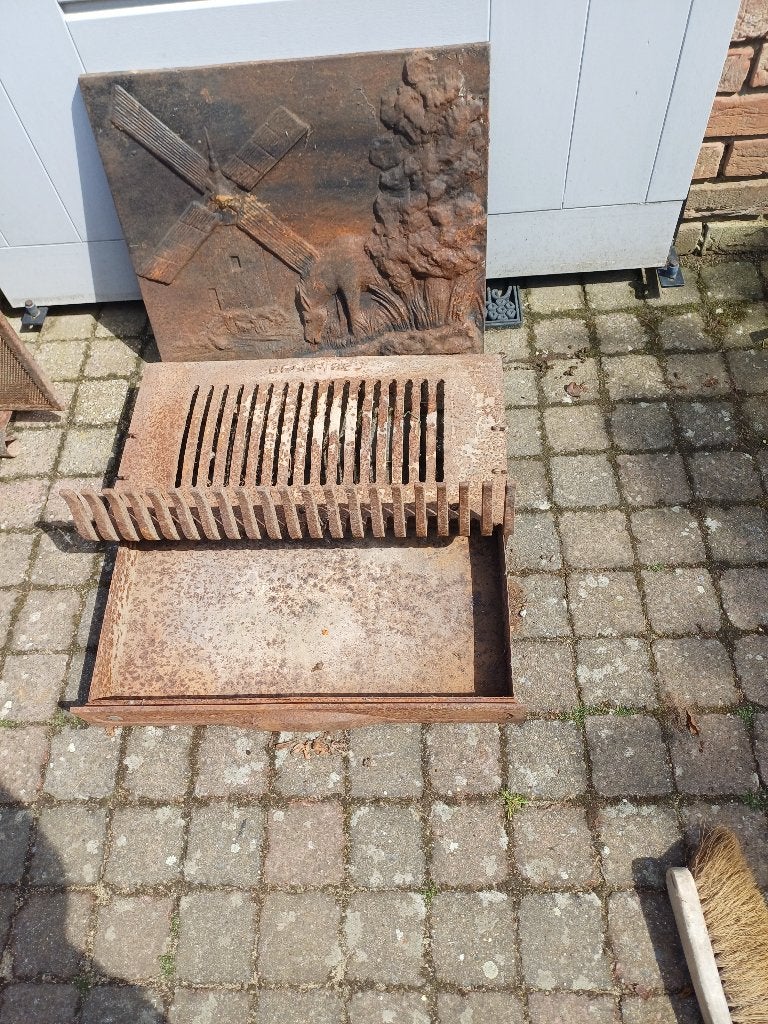 gietijzeren rooster met asla, Ophalen, Gebruikt, Vrijstaande haard, Houthaard