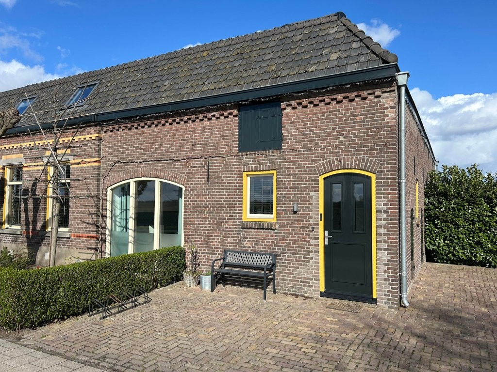 NIEUW! Woonruimte te huur Dongenseweg, Rijen