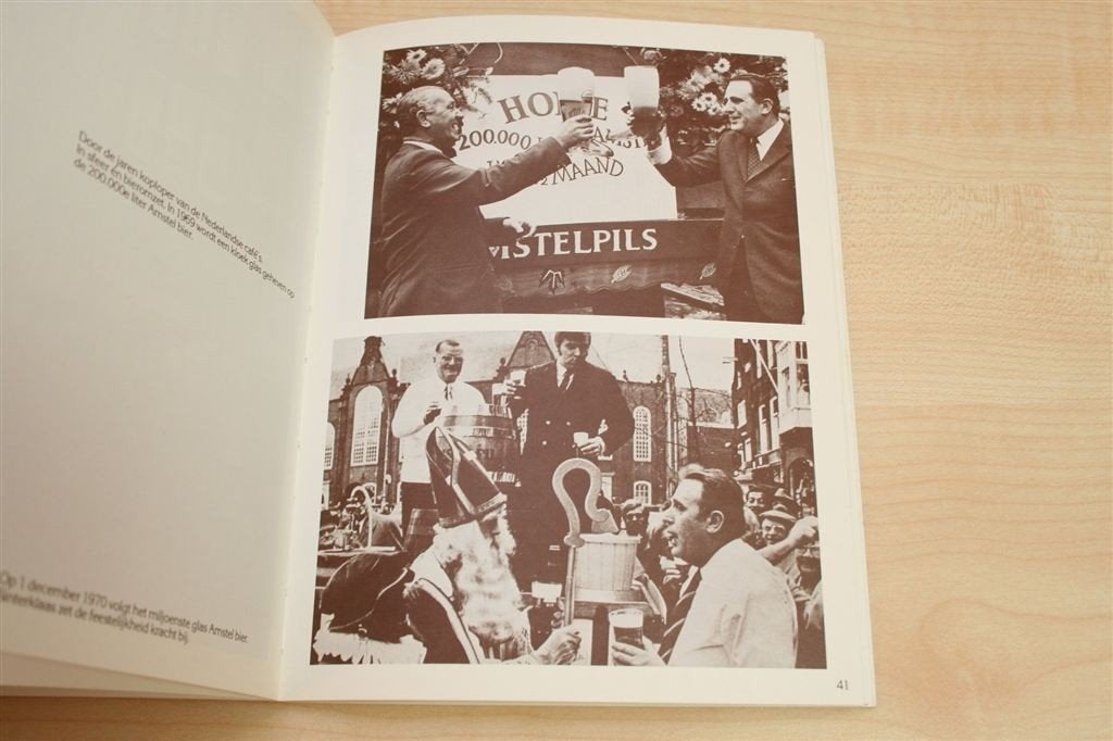 Café Hoppe Amsterdam [1984] — Kijkboek van Harry Mustert, Boeken, Ophalen of Verzenden, Gelezen