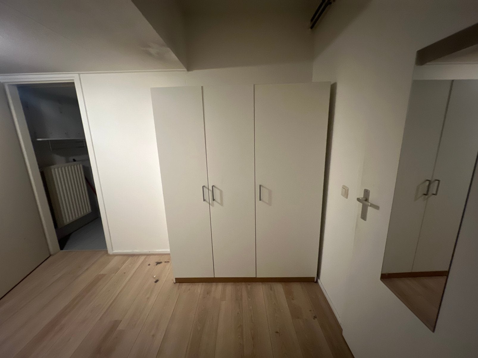 Ikea kledingkast gratis ophalen voor 5 juni, Leiden
