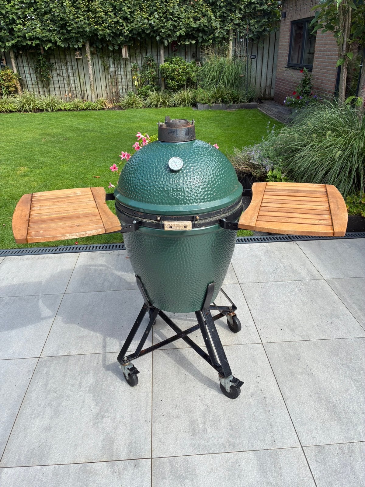 Big Green Egg Large  incl accesoires, Ophalen, Gebruikt