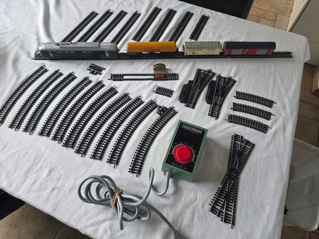 Lima treinset jaren 70/80, Hobby en Vrije tijd, Gelijkstroom, Ophalen of Verzenden, Lima, Gebruikt