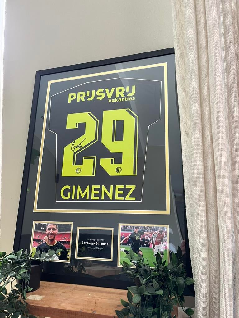 Ingelijst Gesigneerd shirt Santiago Gimenez met fotobewijs, Ophalen of Verzenden, Zo goed als nieuw, Feyenoord, Shirt
