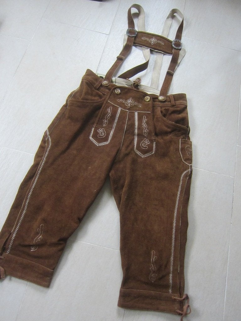 Ocktober Feest Lederhosen 3/4 LANGE trachtenkleding dirndl, Ophalen of Verzenden, Zo goed als nieuw, Kostuum, Overige