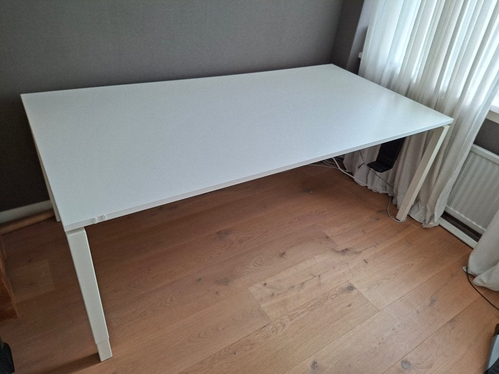 Buro z.g.a.n. in hoogte verstelbaar, Huis en Inrichting, Ophalen, Hout, 100 cm, Zo goed als nieuw
