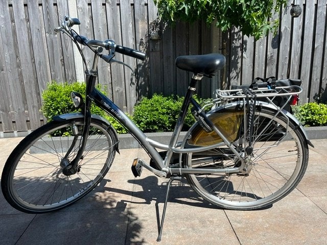 Batavus Damesfiets, Ophalen, Versnellingen, Batavus, Trommelrem