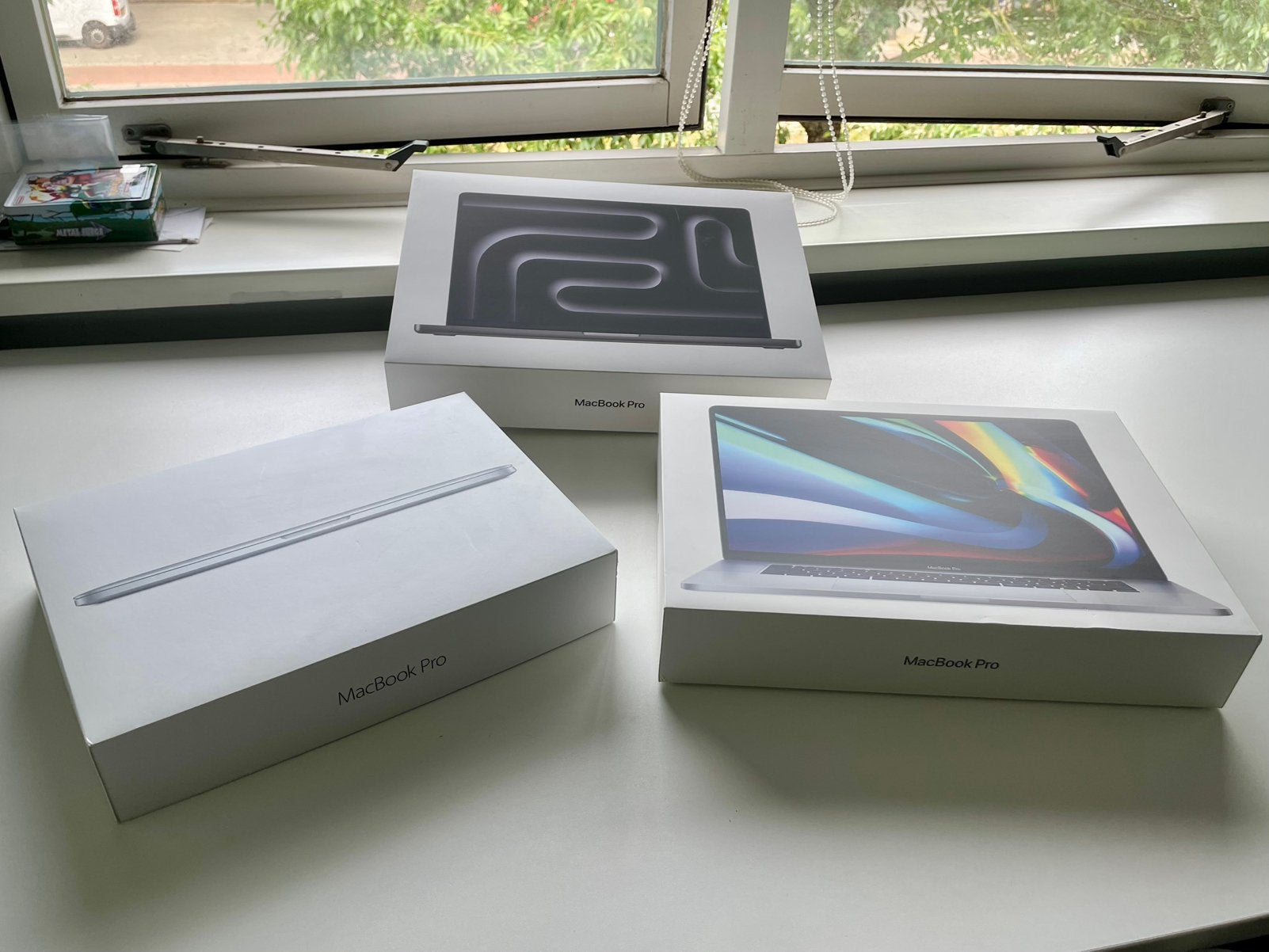 2 Originele Apple MacBook Pro Dozen Leeg Diverse Modellen, Computers en Software, Apple Macbooks, Ophalen of Verzenden, Zo goed als nieuw