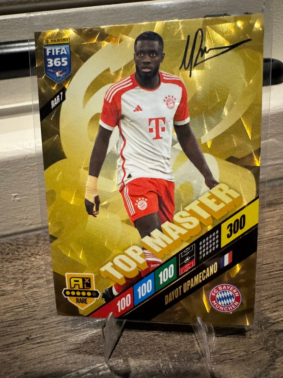 Dayot Upamecano Top Master RAR7 Panini FIFA 365 2024, Hobby en Vrije tijd, Stickers en Plaatjes, Ophalen of Verzenden, Zo goed als nieuw
